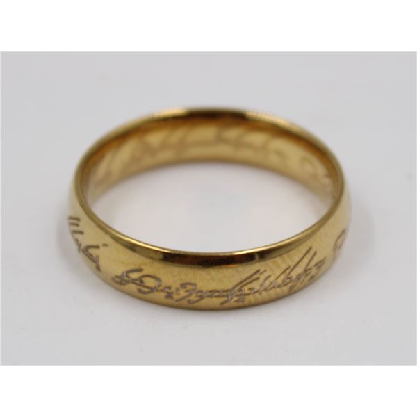 REPLICA* GOLD TONED KING RING LORD OF THE RINGS