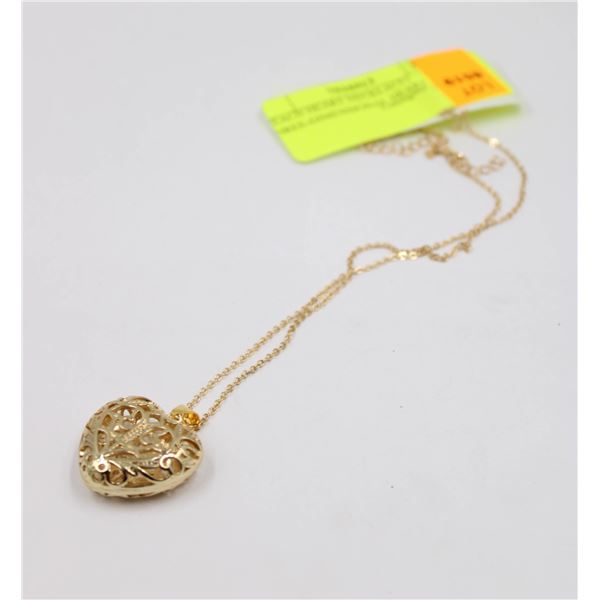 [PEACH HEART NECKLACE] THREE-DIMENSIONAL HEART