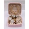 Image 1 : JEWELRY BOX WITH CONTENTS