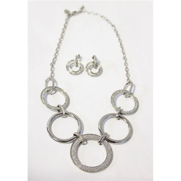 VINTAGE CIRCLE NECKLACE AND EARRING SET