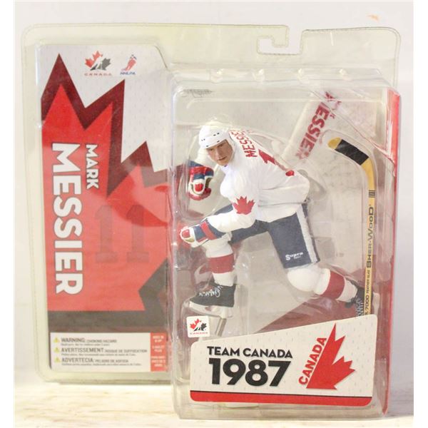 MCFARLANE'S 1987 TEAM CANADA MARK MESSIER