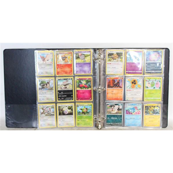BINDER POKEMON COLLECTOR CARDS