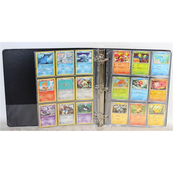 BINDER POKEMON COLLECTOR CARDS