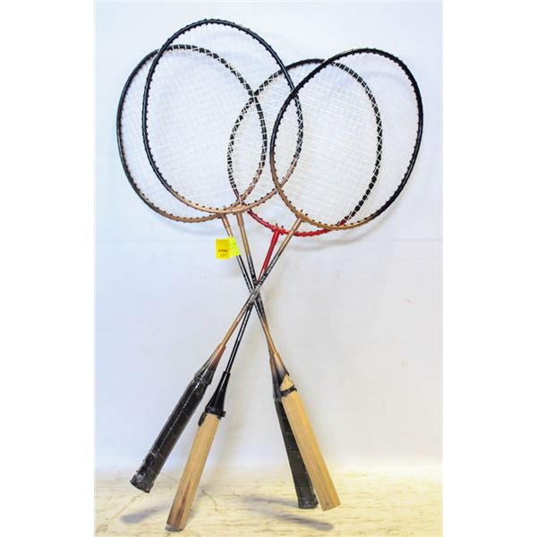 LOT OF VINTAGE BATMINGTON RACKETS