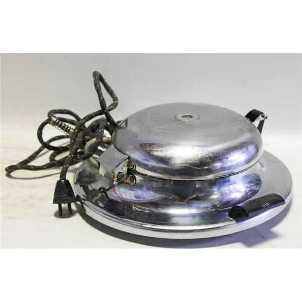 VTG WAFFLE MAKER CHROME
