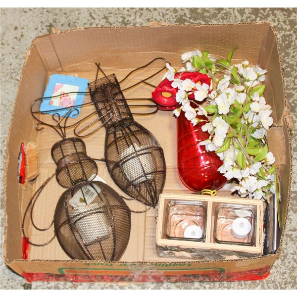 2 NEW SUMMER DECO CANDLE HOLDER