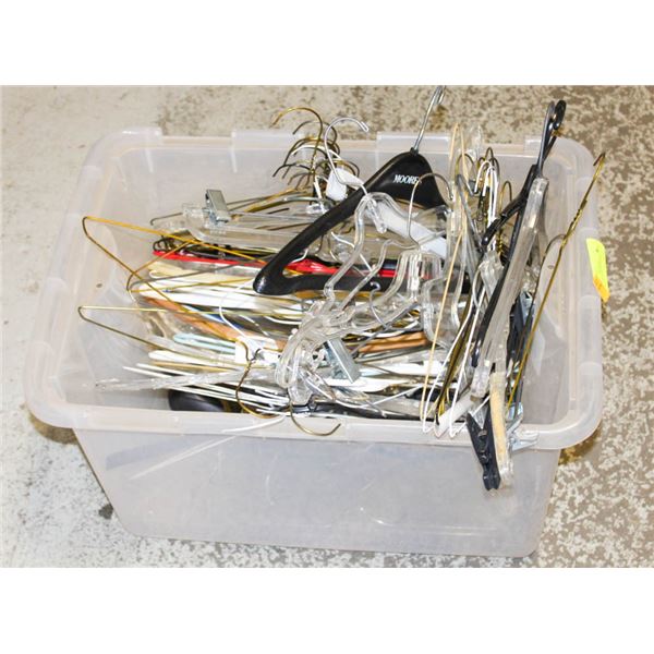 LOT OF ASSORTED CLOTHING HANGERS