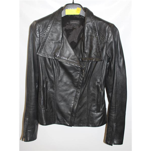 VTG. DANIER WOMEN'S BLACK LEATHER JACKET-SIZE XS