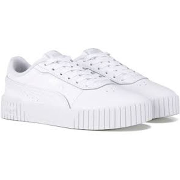 NEW PUMA LADIES COURT SHOES US 8 WHITE