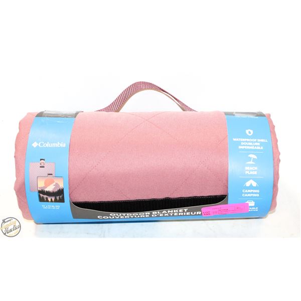 BRAND NEW COLUMBIA OUTDOOR BLANKET 72 X 72"