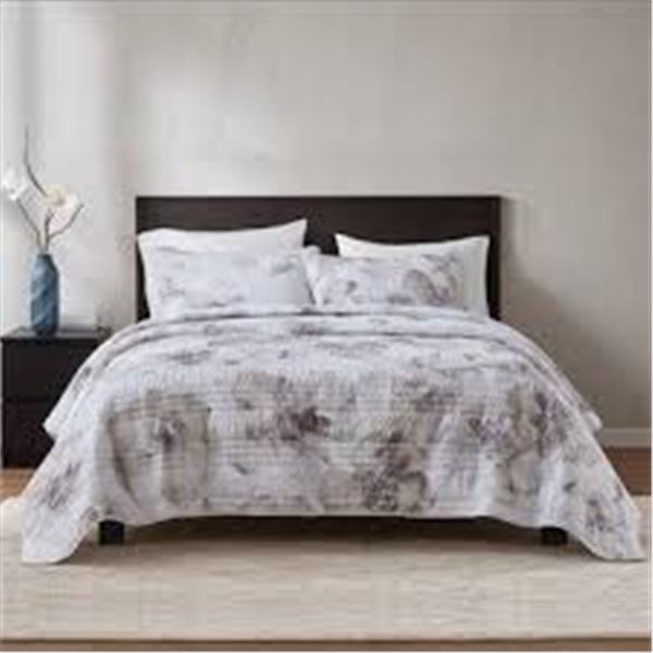 BRAND NEW NATORI KING 3 PIECE QUILT SET