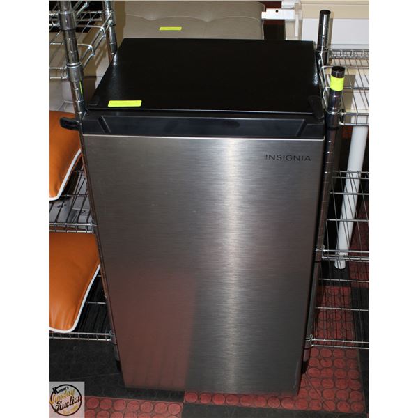 BAILIFF SEIZURE INSIGNIA STAINLESS BAR FRIDGE