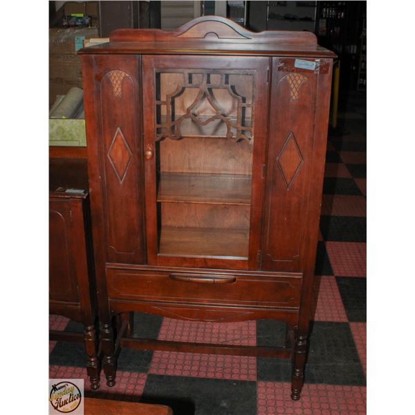 VINTAGE WOOD DINING ROOM CABINET H-60.25" W-15.25"