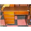 Image 1 : VINTAGE WOOD DESK H-30.5" W-20" L-40.25"
