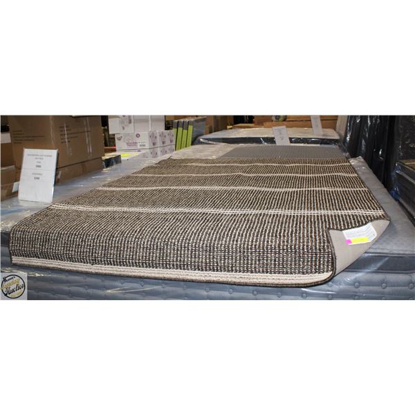 HORIZON COLLECTION MOHAWK HOME RUG 5 X 7FT