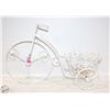 Image 1 : VINTAGE WHITE BICYCLE PLANT HOLDER GARDEN