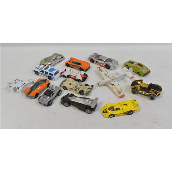 VARIETY OF HOTWHEELS/MATCHBOX INCLUDING: 1995 ROAD