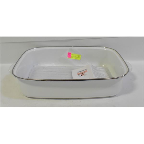 UNUSED LARGE ENAMEL ROASTING PAN W/INSERT