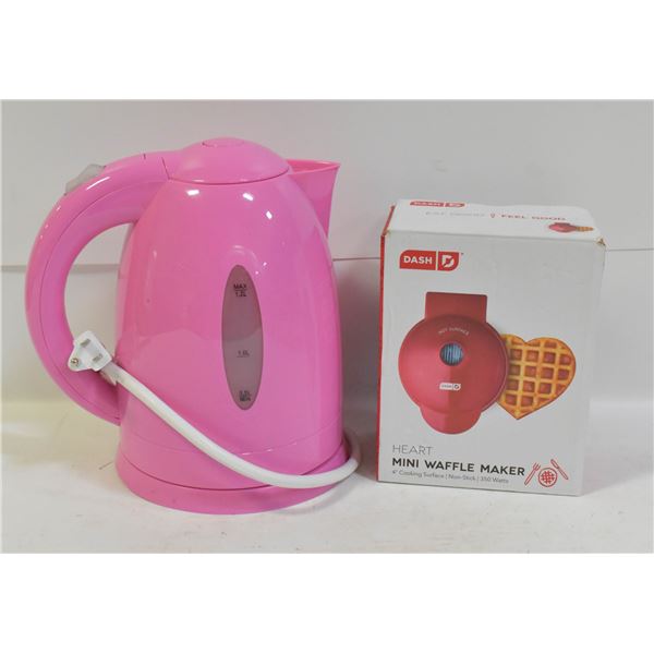 UNUSED PINK ELECTRIC KETTLE + DASH HEART