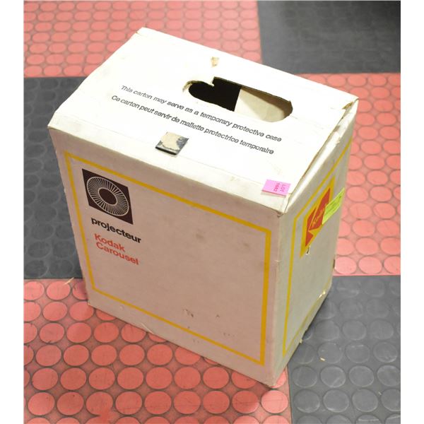 KODAK CARAOUSEL PROJECTOR
