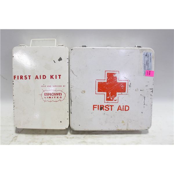 ESTATE 2 VINTAGE SMALL FIRST AID KITS