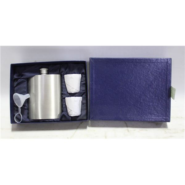 PEWTER 5 OZ FLASK & 2 CUPS SET, NEW IN BOX