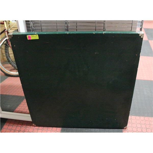 4 FOOT FOLDING CARDTABLE