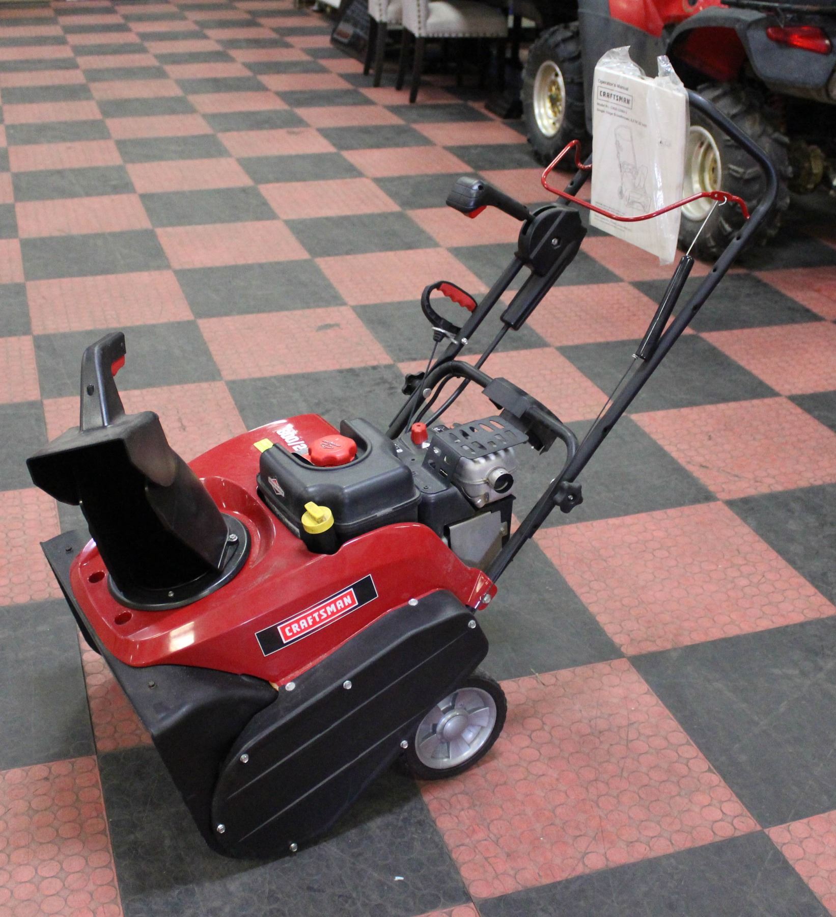 CRAFTSMAN SNOW BLOWER- BRIGGS & STRATTON ENGINE - Kastner Auctions