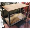 Image 1 : SMALL METAL/WOOD ROLLING GARAGE TABLE