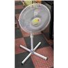 Image 1 : WINDMERE 16" STANDING OSCILLATING FAN