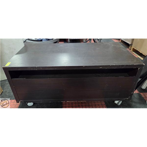 WOOD AND METAL TV/MEDIA STAND WITH 2