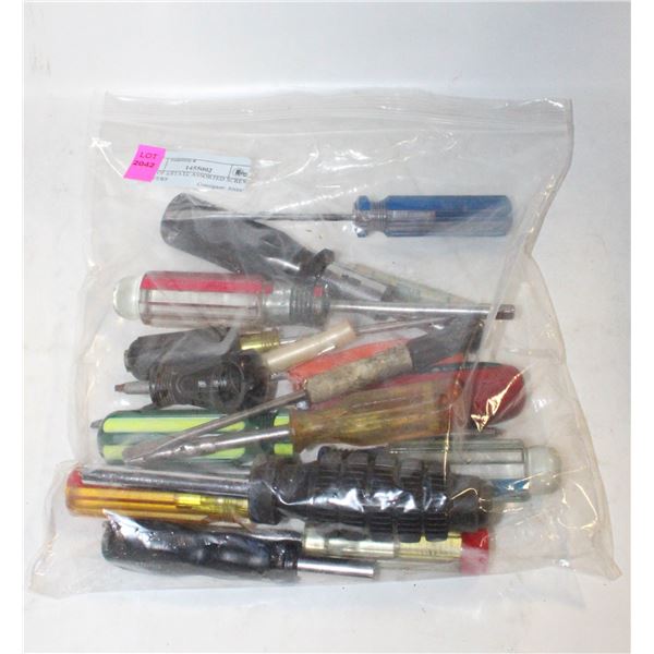 LOT OF ESTATE ASSORTED SCREW DRIVERS