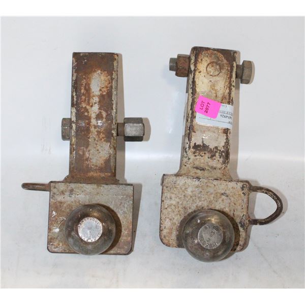 ESTATE 2 TRAILER HITCHES 3500LB WEIGHT