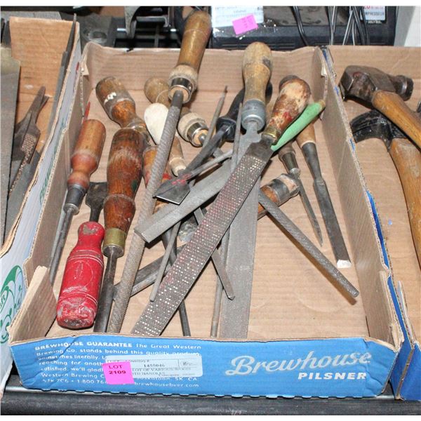 ESTATE LOT OF VARIOUS WOOD FILES WITH HANDLES