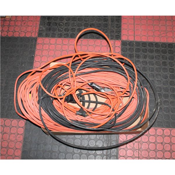 ESTATE LOT OF VARIOUS SIZE POWER CORDS