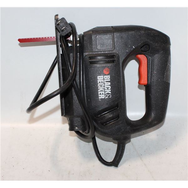 VINTAGE BLACK & DECKER SKILLSAW MODEL 7552-CA