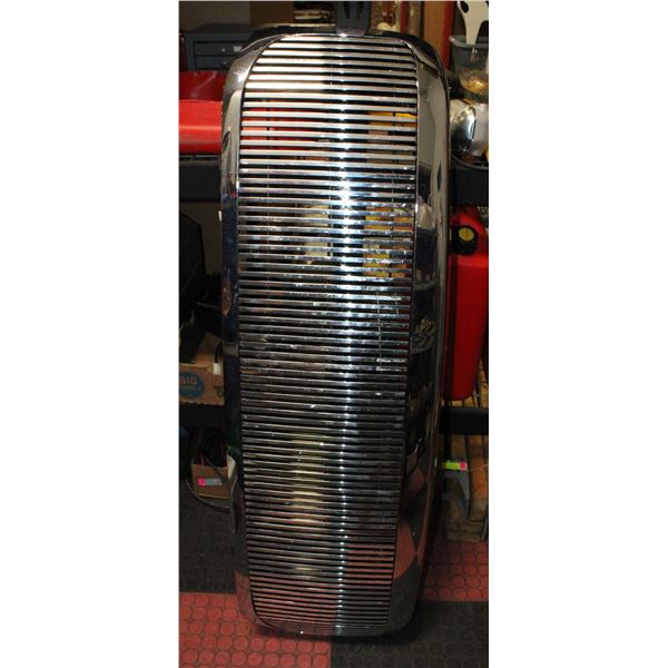 1999-2004 FORD F350 SUPER DUTY GRILLE ASSEMBLY