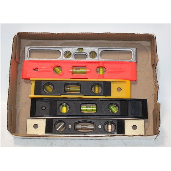 ESTATE LOT OF VARIOUS LEVELS