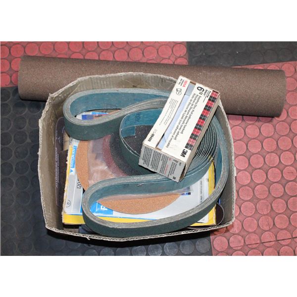 ESTATE LOT OF ASSORTED SAND PAPERS