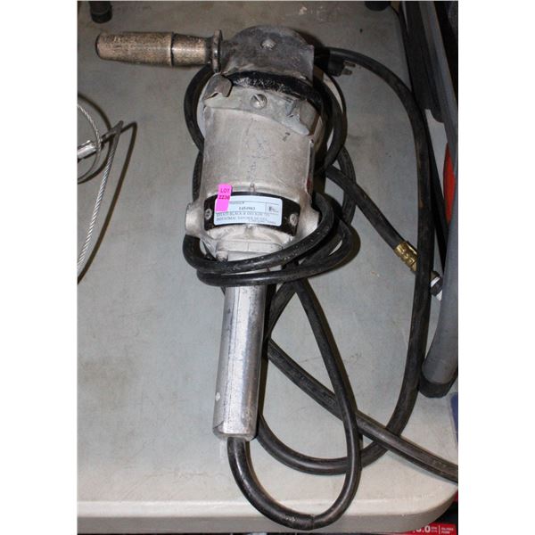 ESTATE BLACK & DECKER 7IN INDUSTRIAL SANDER MODEL