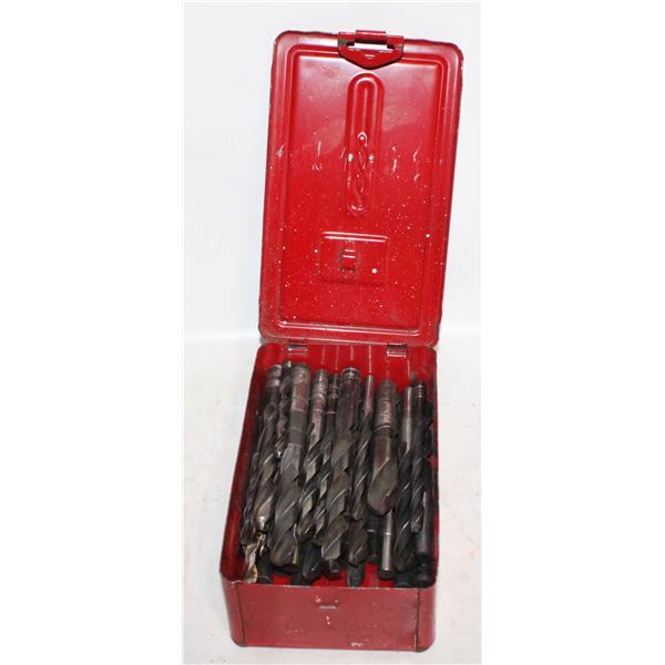 ESTATE METAL CASE OF VARIOUS DRILL BITS