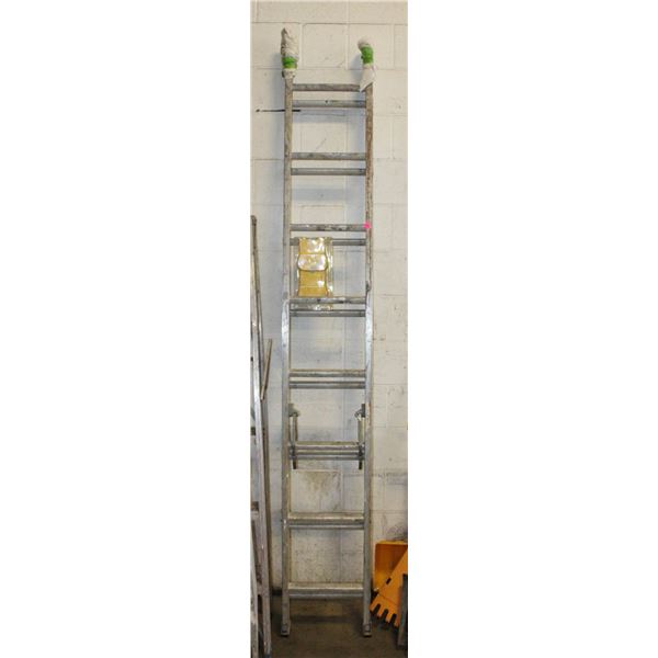 LITE BRAND ALUMINUM ROOF LADDER W/RUBBER GUARDS