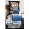Image 1 : ESTATE PALLET- PLASTIC STORAGE TOTES