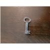 Image 4 : Hespeler Side Board C