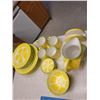 Image 5 : Lemon Serveware A