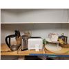 Image 1 : Toaster, Kettle, Knives A