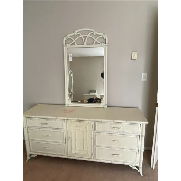 Dresser With Mirror C