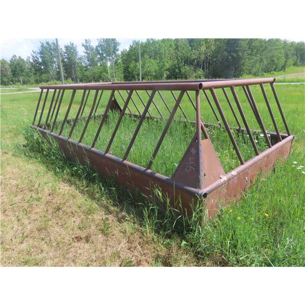 Metal Bale Feeders 8ft x 16ft with Hay Saver 