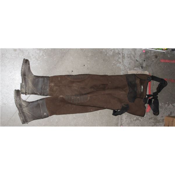 HIP WADERS SIZE 13, VERY GOOD CONDITION, JUST