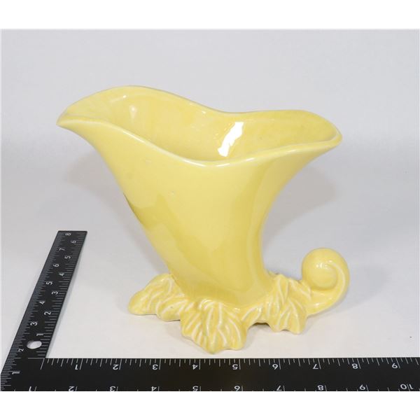 *UNCLAIMED* MCCOY POTTERY VASE, CORNOCOPIA YELLOW